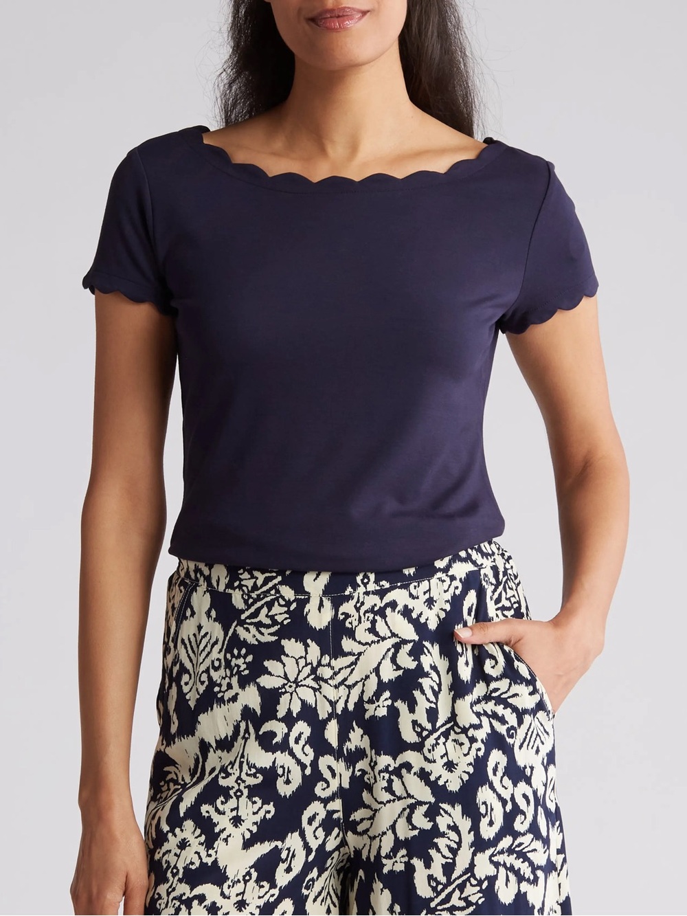 T Tahari || scalloped knit t shirt indigo blue